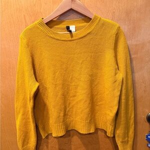 H&M Divided Mustard Yellow Cropped Sweater Size M